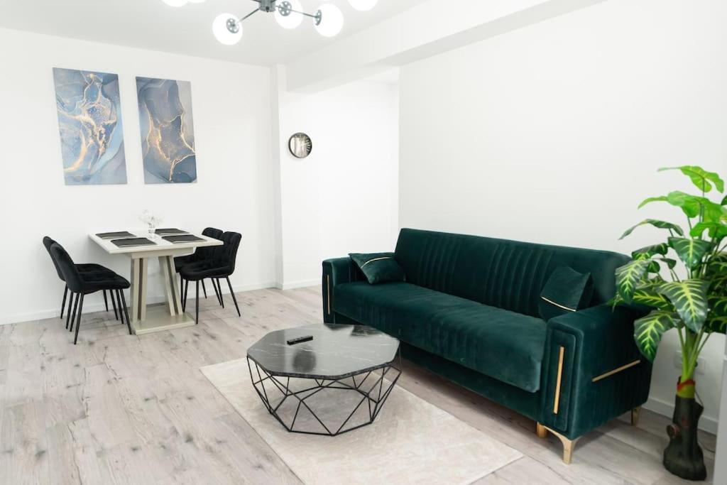 Apartament Markos Szucsáva Kültér fotó