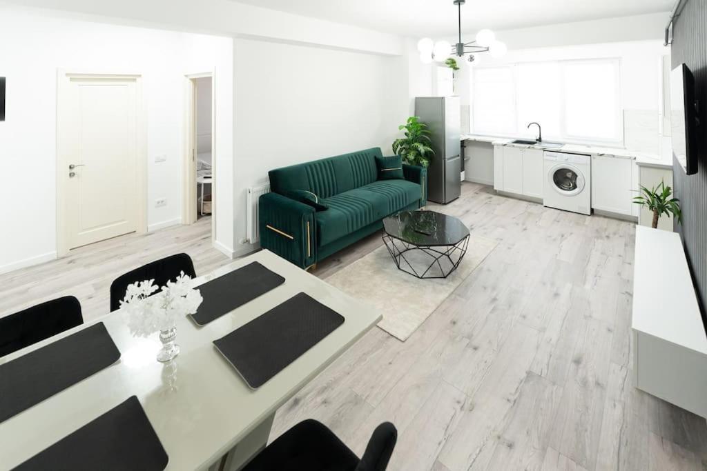 Apartament Markos Szucsáva Kültér fotó