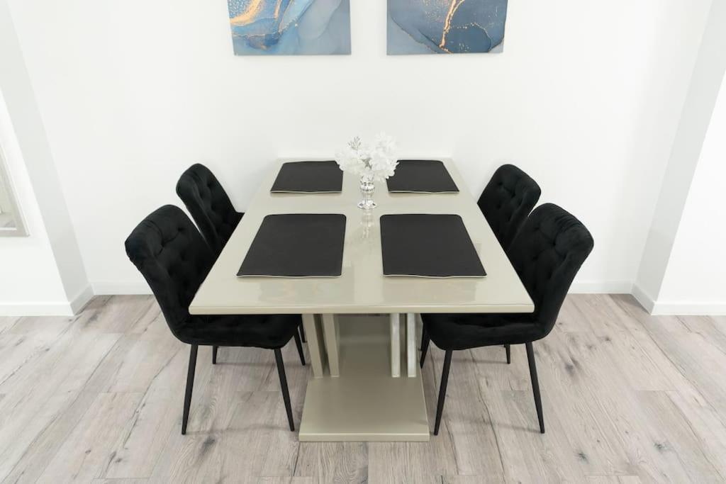 Apartament Markos Szucsáva Kültér fotó